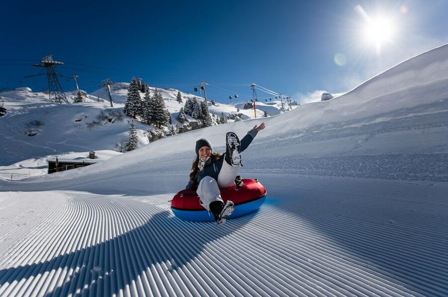From Zurich: Mount Titlis Daytrip & first time Ski Adventure - Who will enjoy this day most?