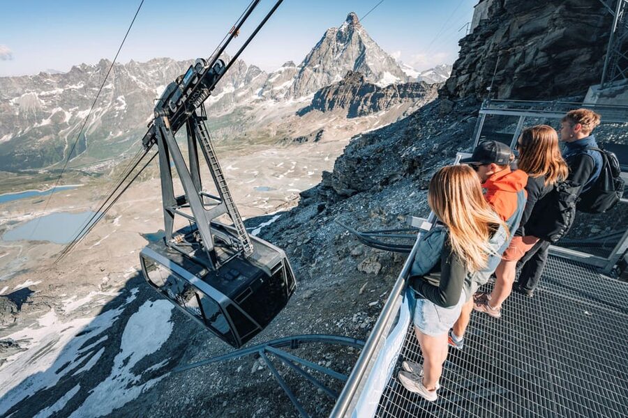Geneva: Zermatt Day Trip & Glacier Paradise Cable Car Option - Who should book this Zermatt day trip?