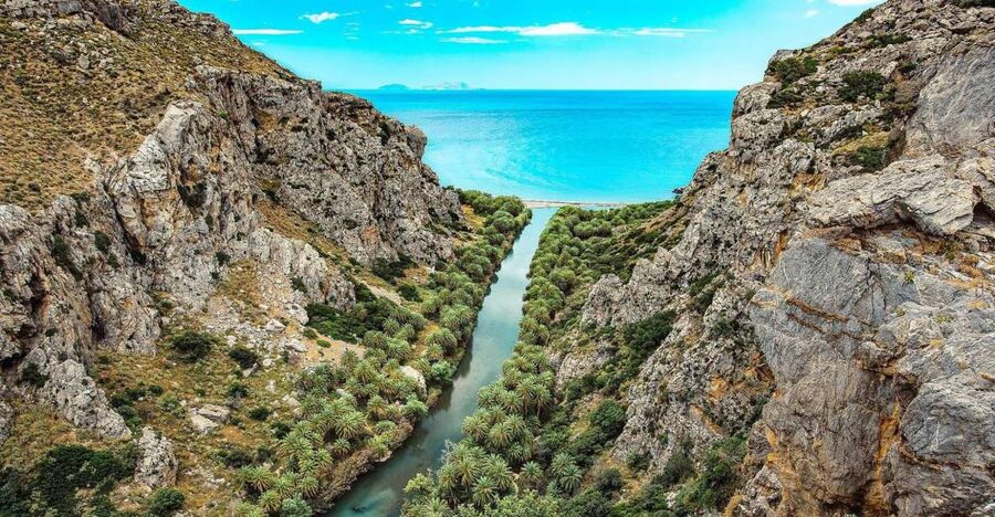 Georgioupolis: Preveli Palm Beach Day Trip by Bus and Boat - The 30-minute water taxi to Preveli