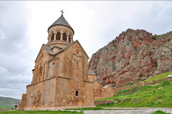 Group tour: Khor Virap, Noravank, Areni Winery and Cave - Hin Areni Winery and the cost of lunch