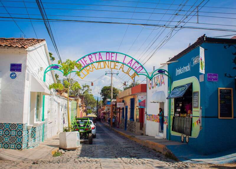 Guadalajara: Lake Chapala and Ajijic Day Trip with Boat Trip - Timing, transport, and the real cost