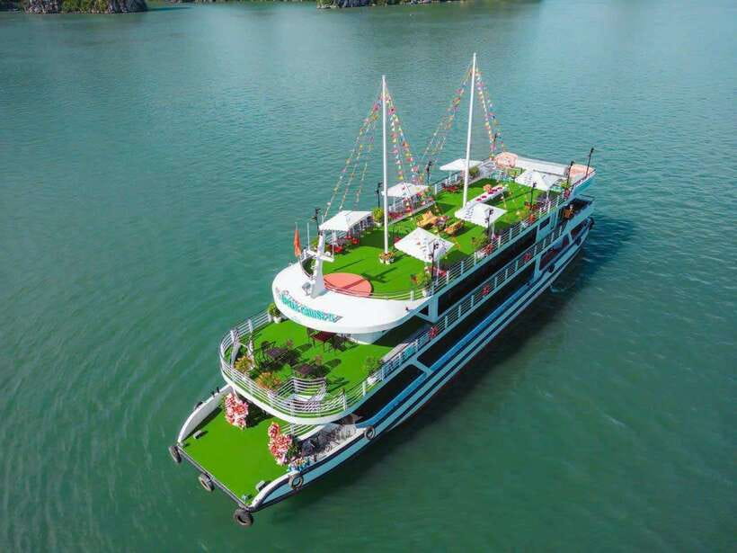 Ha long Bay day trip with Deluxe cruise - Titov Island for swimming and a wide view