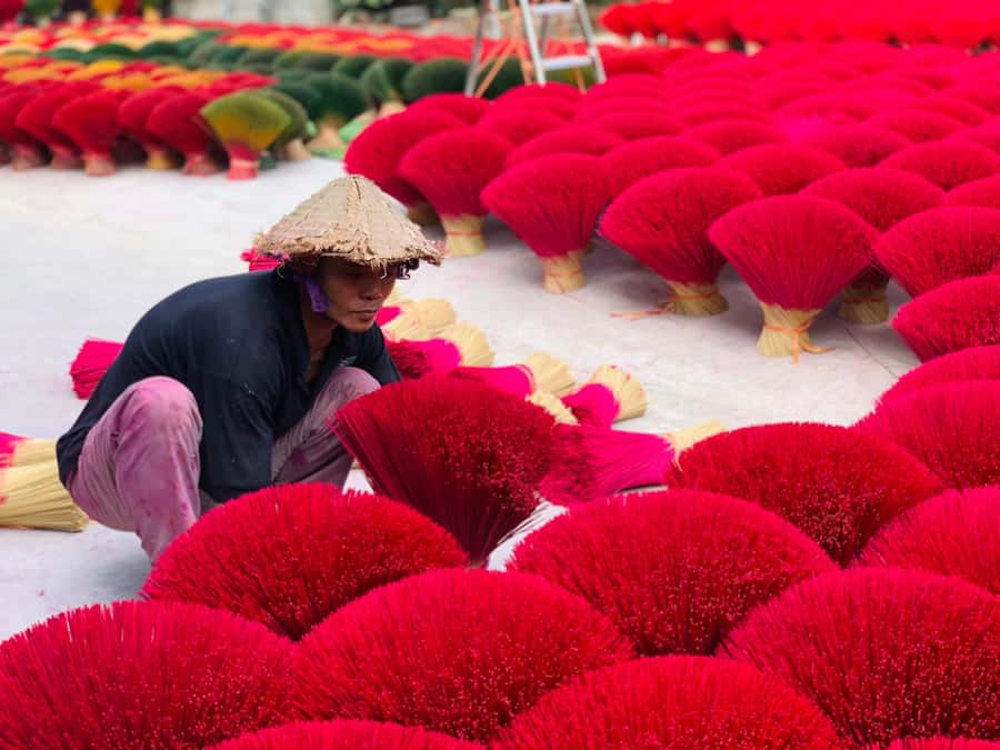 Half Day trip to Incense & Hat Villages with Train Street - Why these two villages make a useful Hanoi side trip