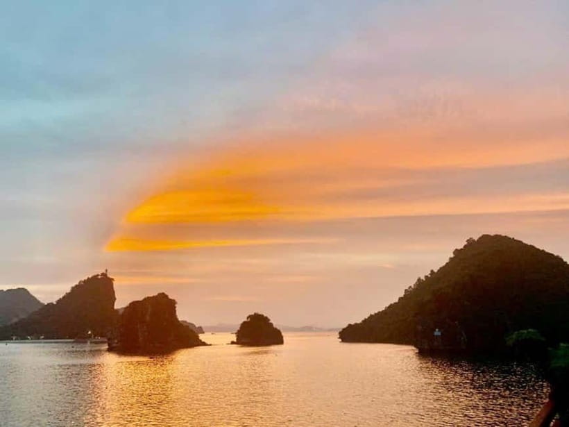 Hanoi: 4-Day Trip Ninh Binh-Halong Cruise Cabin with Balcony - What the $331 price really covers