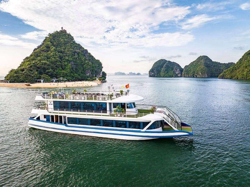 Hanoi: Ha Long Bay Day Trip - Luxury Cruise & Buffet Lunch - Who should book this Ha Long Bay day trip?