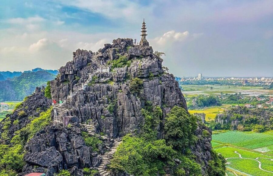 Hanoi: Hoa Lu, Trang An, and Mua Cave Full-Day Trip - Buffet lunch in Ninh Binh
