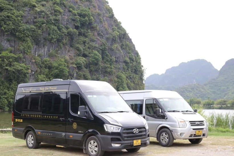 Hanoi: Hoa Lu, Trang An Caves & Mua Cave Day Trip and Lunch - Trang An by sampan, the highlight of the day