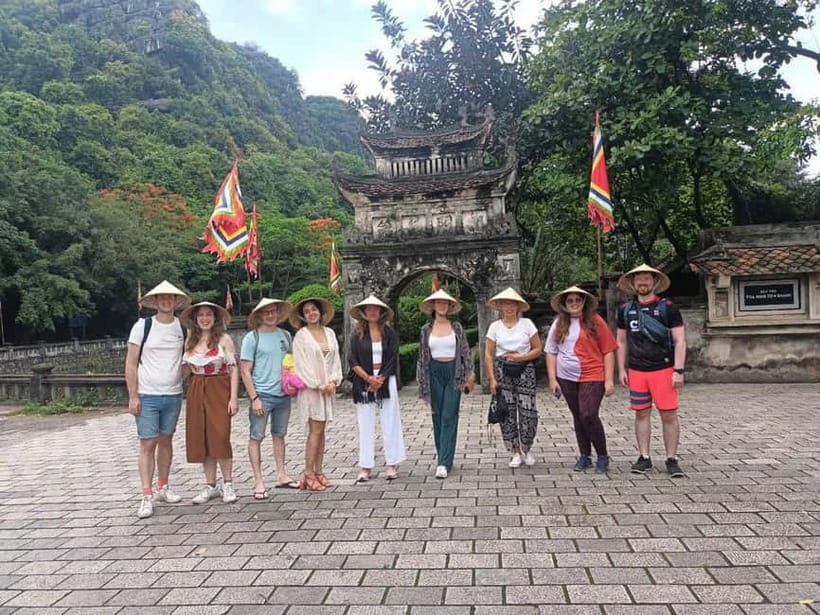 Hanoi/Ninh Binh: Tam Coc, Hoa Lu & Mua Caves Full-Day Trip - Key points at a glance