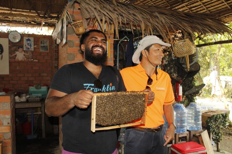 HCM: Mekong Delta, My Tho & Ben Tre Coconut Village - Vinh Trang Pagoda and the first look at My Tho