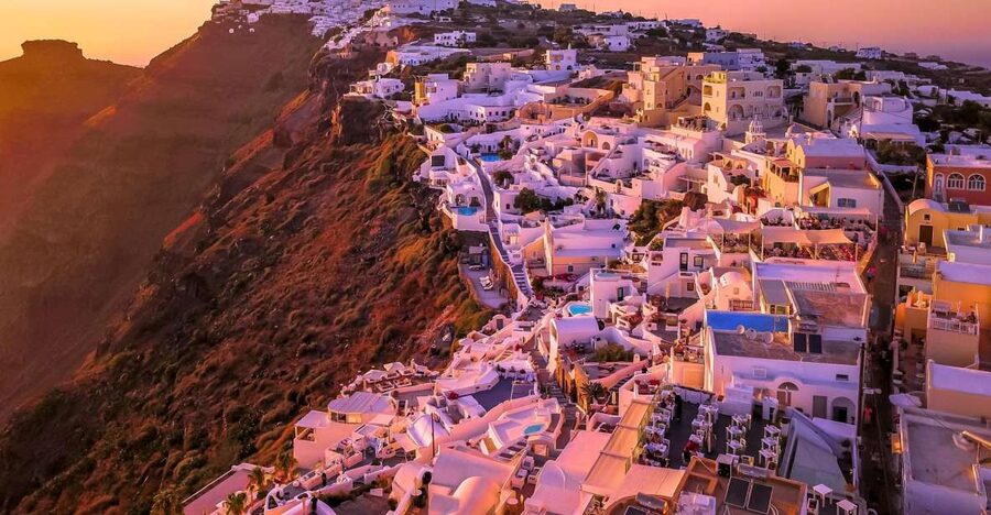 Heraklion: Santorini Day Trip with Boat Transfer & Oia Visit - Oia on the northern Caldera rim