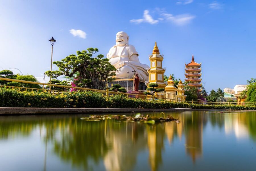 Ho Chi Minh City: Mekong River Delta Day Trip with Boat Trip - Tan Phong Island and the first boat ride