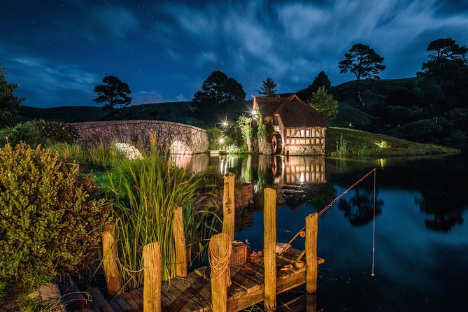 Hobbiton & Waitomo Caves Guided Day Trip from Auckland incl lunch - Hobbiton Movie Set: a polished version of Middle-earth
