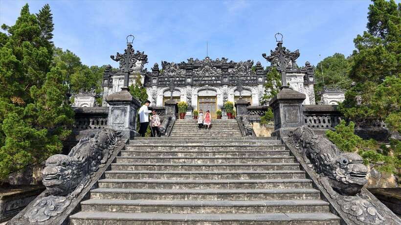 Hoi An/Da Nang : Private Day Trip to Imperial City - Hue - Lang Co Beach and Lap An Lagoon