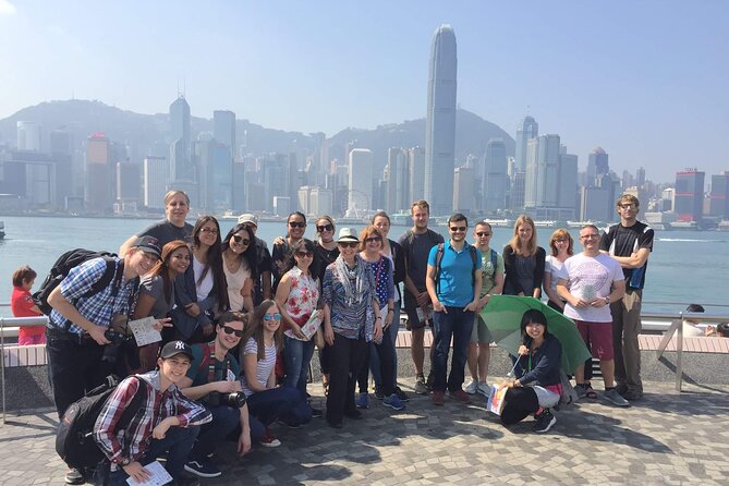 Hong Kong Day Tour: City Landmarks & Highlights - Riding the Mid-Levels Escalator through Central