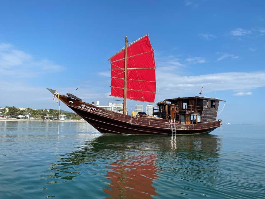 Hua Hin: Full-Day Trip to Sam Roi Yot by Sail Boat - Swimming, kayaking, and the water activities