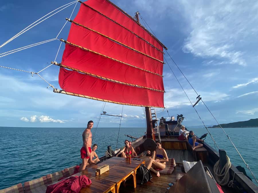Hua Hin: Full-Day Trip to Sam Roi Yot by Sail Boat - The Siamtara boat and Captain Eric’s pirate approach