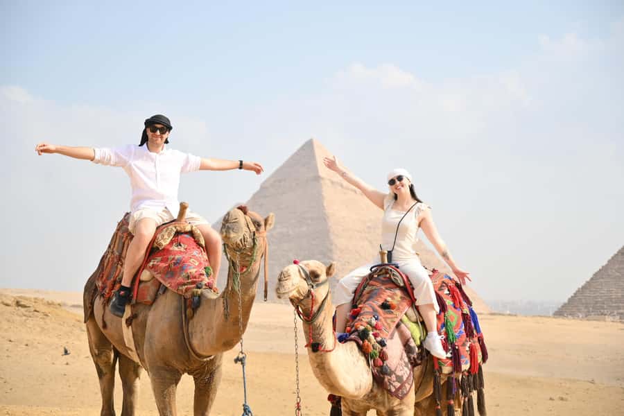 Hurghada Day Trip to Giza Pyramids, Sphinx, Museum and lunch - The Great Sphinx and Valley Temple