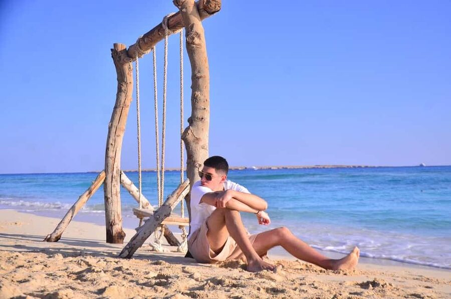 Hurghada: Eden Island Day Trip with Water Sports and Lunch - Buffet lunch and the pace of the day