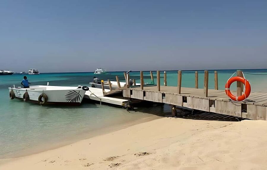 Hurghada:Eden Island Full-Day Trip with Water sports & Lunch - Eden Island and the 1.5-hour beach stop