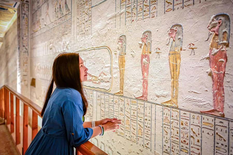 Hurghada: Valley of Kings Hatshepsut & Karnak Luxor Day Trip - What to bring and what to expect