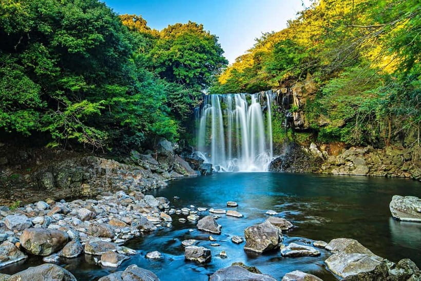 Jeju Highlight One day trip for Cruise Guests - Yakcheonsa Temple and a change of pace