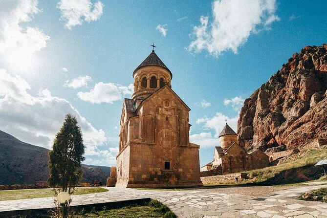 Khor Virap, Noravank & Birds' Cave Day Trip with Wine Tasting - Khor Virap and the clearest reason to watch the weather
