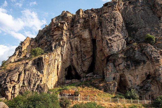 Khor Virap, Noravank & Birds' Cave Day Trip with Wine Tasting - Who should book this Armenia tour