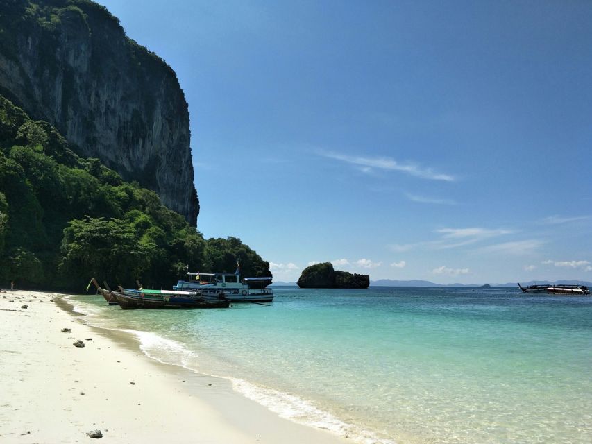 Krabi: 4 Islands Day Trip by Speedboat Including Lunch Box - What to bring for a smoother day