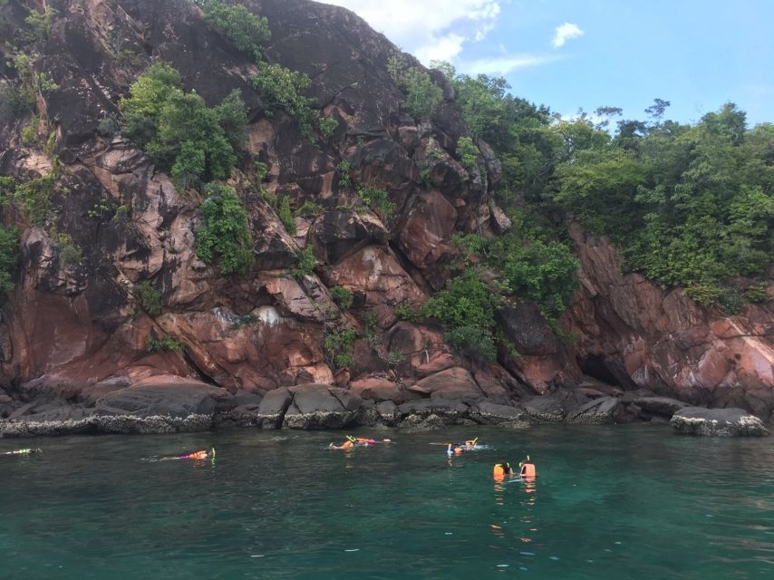 Krabi: Hong Islands Day Trip by Speedboat with Lunch - Kayaking: a useful extra, with a catch