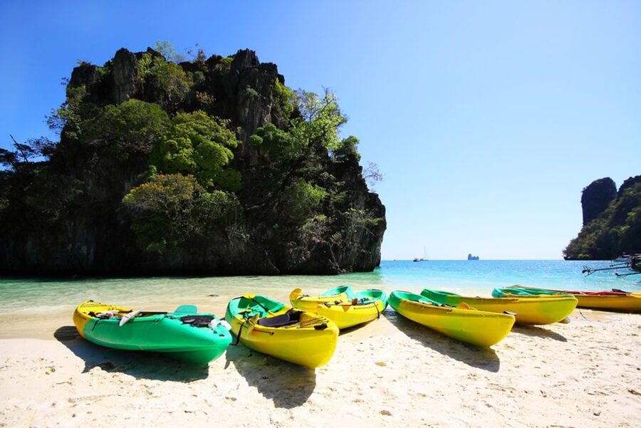 Krabi: Hong Islands Day Trip by Speedboat with Lunch - Lunch, water, and the practical details