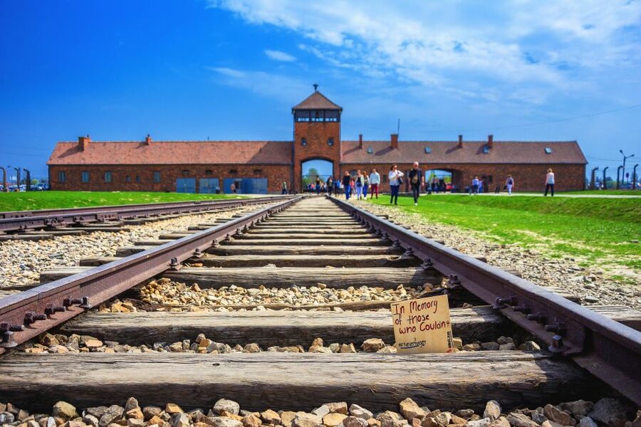 Krakow: Auschwitz-Birkenau and Wieliczka Salt Mine Day Trip - Practical packing advice for the 11-hour schedule
