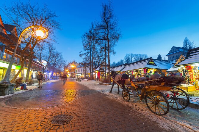 Krakow to Zakopane: Funicular, Tasting and Thermal Baths Day Trip - Krupówki Street gives you a taste of Zakopane
