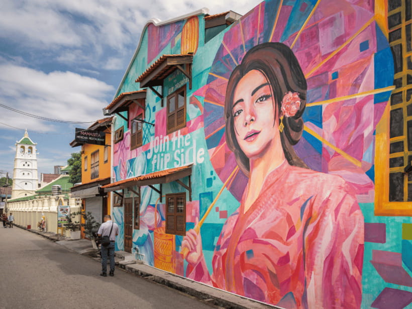 Kuala Lumpur: Malacca Day Trip with River Cruise and Lunch - The oldest bar: an optional-feeling final stop