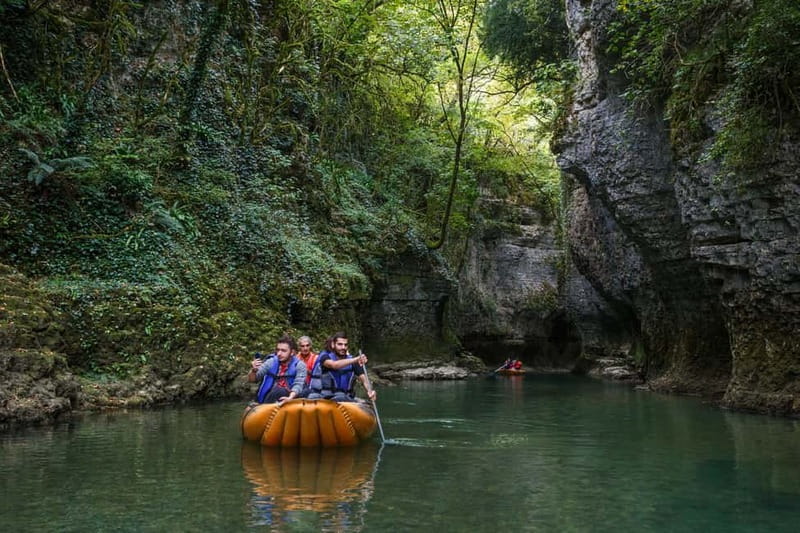 Kutaisi: Martvili Canyon and Prometheus Cave Guided Day Trip - Why this canyon and cave pairing works