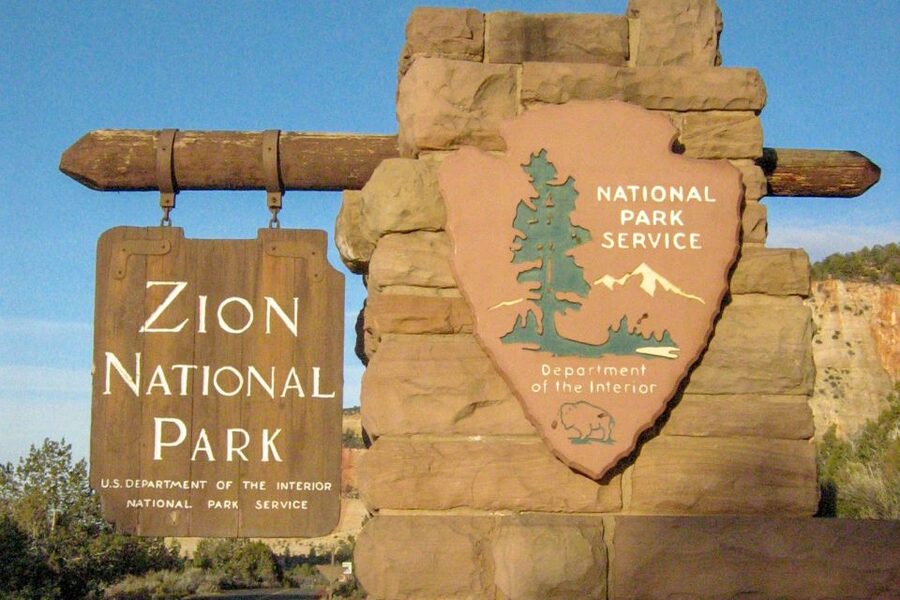 Las Vegas: Grand Canyon, Zion and Monument Valley 3-Day Tour - Bryce Canyon: a forest of orange hoodoos