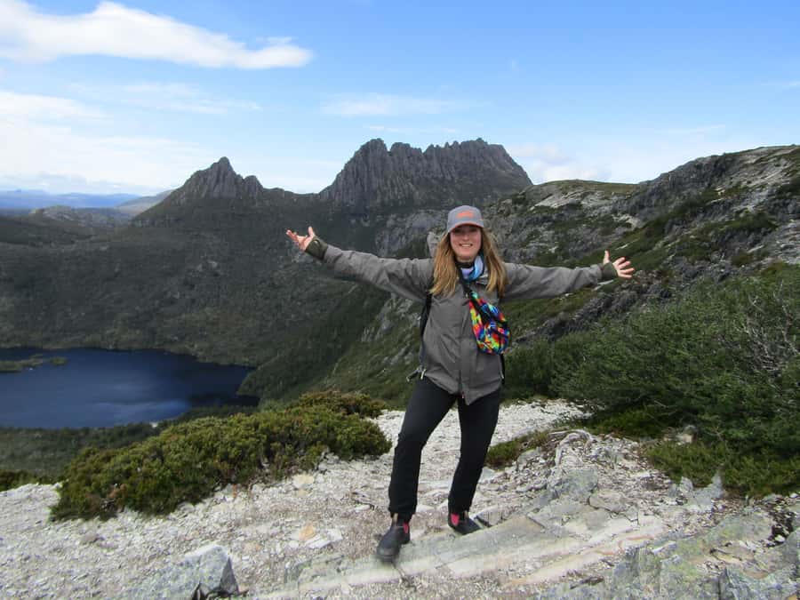 Launceston: Cradle Mountain Guided Active Day Trip - What the guide adds to the experience