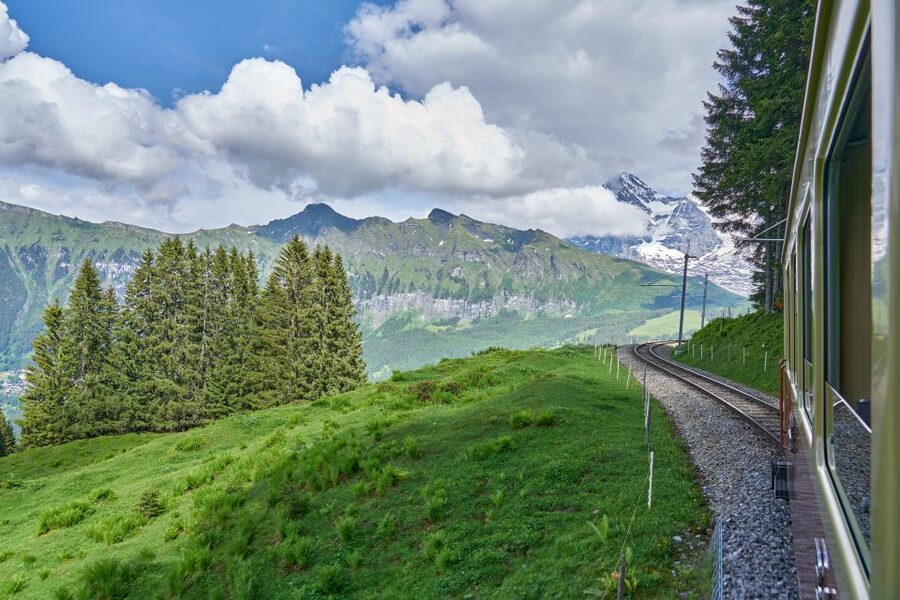 Lauterbrunnen and Mürren Small Group Day Trip - Should You Book the Lauterbrunnen and Mürren Trip?