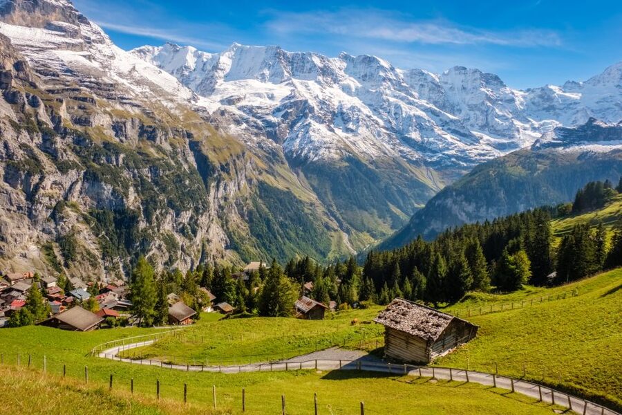 Lauterbrunnen and Mürren Small Group Day Trip - A Two-Level View of the Swiss Alps