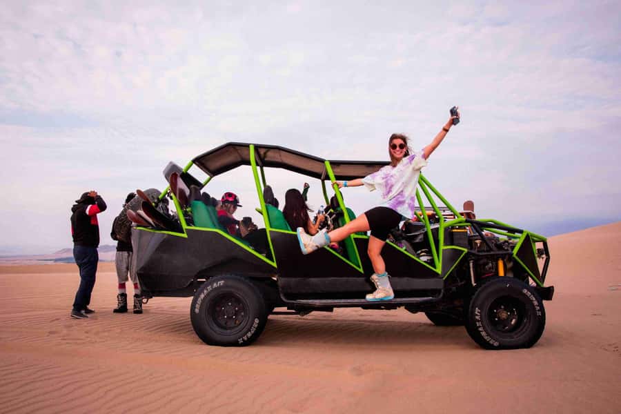 Lima: Ballestas & Huacachina Day Trip w/ Nazca Lines Flight - Ballestas Islands: wildlife from the water