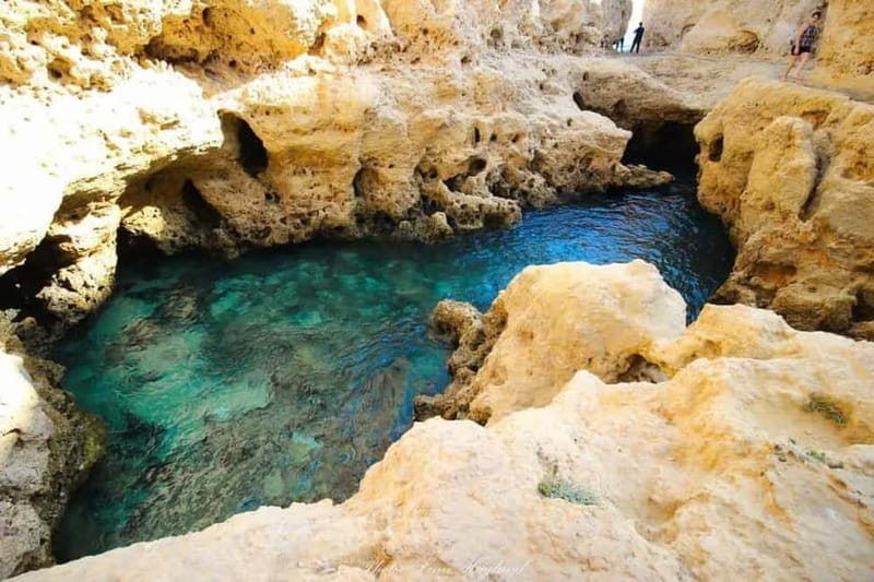 Lisbon: Algarve, Benagil Cave, Carvoeiro & Lagos Day Trip - Benagil Beach and the famous sea cave