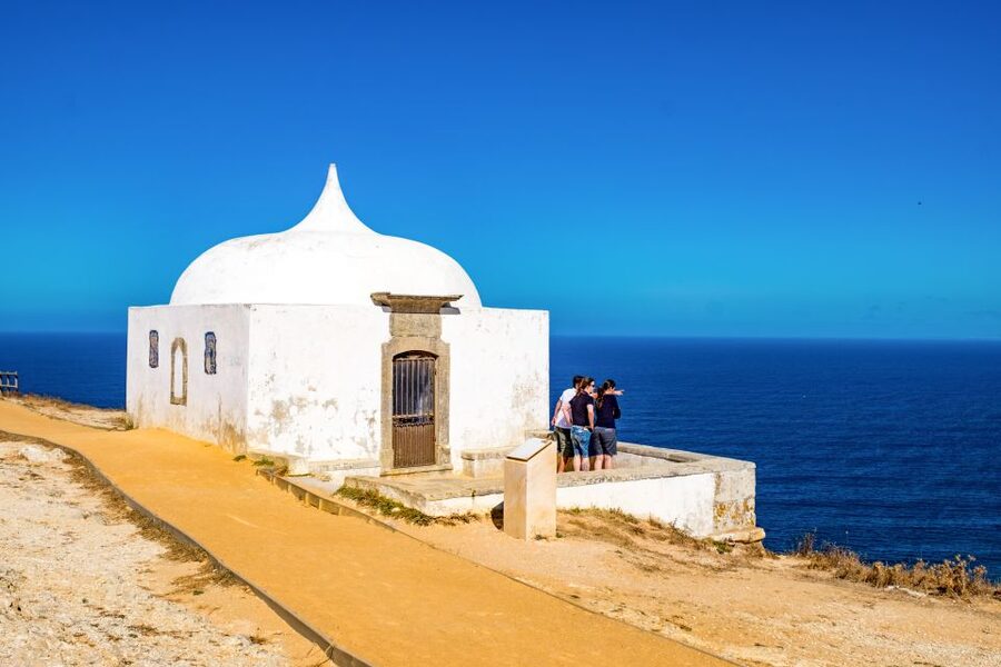 Lisbon: Arrábida Natural Park and Sesimbra Day Trip - Why this coastal day trip works from Lisbon