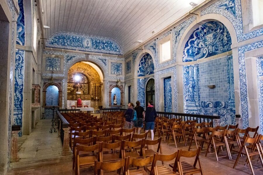 Lisbon: Arrábida Natural Park and Sesimbra Day Trip - Sesimbra, the Moorish castle, and lunch by the sea