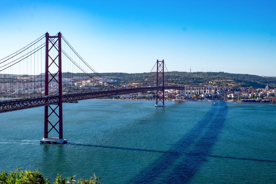 Lisbon: Arrábida Natural Park and Sesimbra Day Trip - Arrábida Natural Park and the first Atlantic views