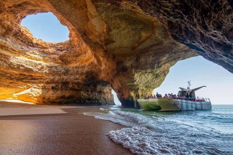 Lisbon: Private Day trip to Algarve, Benagil cave,Portimao - Portimão gives the day a useful pause