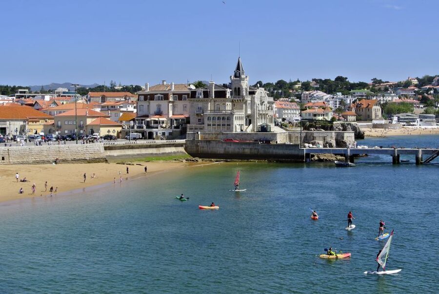 Lisbon: Sintra, Azenhas do Mar and Cascais Day Trip - Azenhas do Mar and Praia das Maçãs