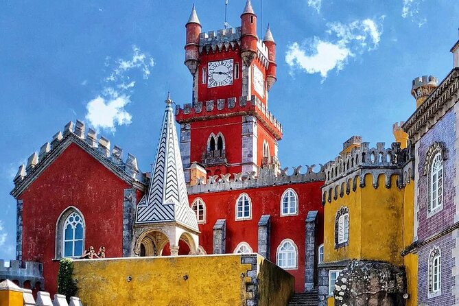 Lisbon: Sintra Private Day Trip with Pena Palace & Wine Tasting - Why this private Sintra route works well