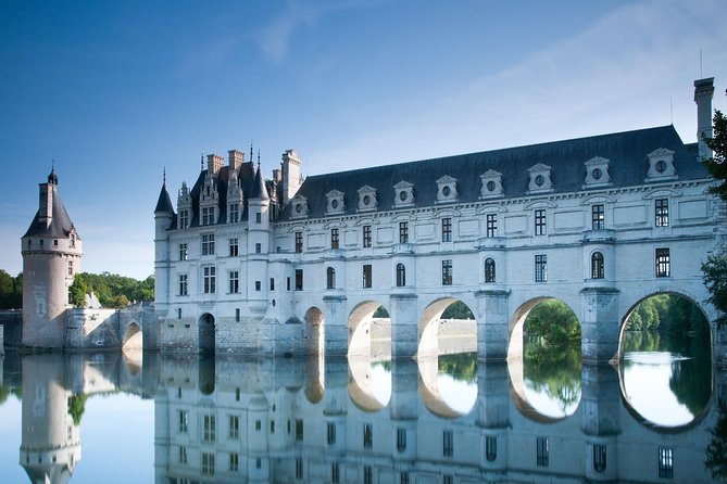 Loire Valley Castles Day Trip from Paris with Complementary Wine - Blois gives you lunch, not a third castle tour