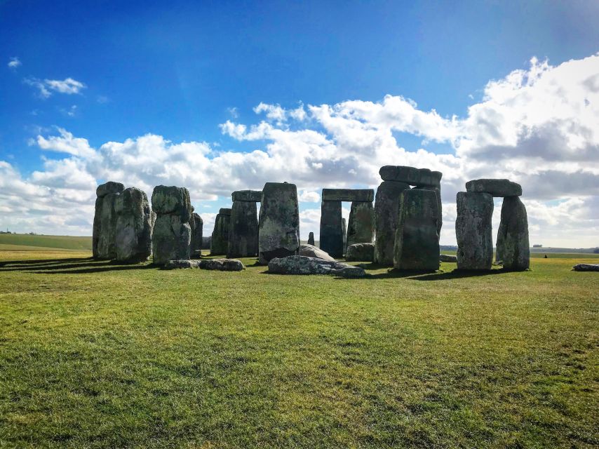 London: Windsor Castle, Stonehenge, and Bath Day Trip - Three heavyweight sights without changing hotels