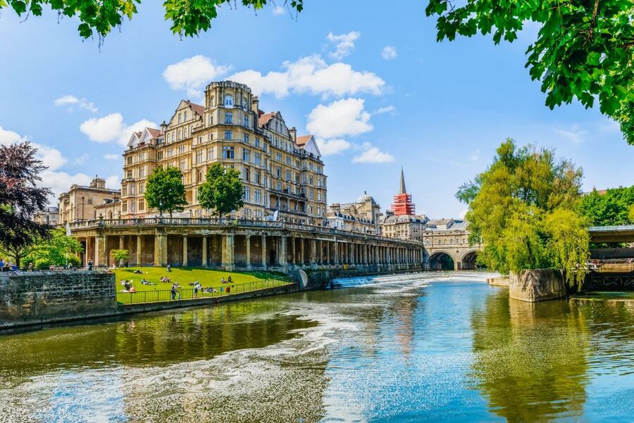 London: Windsor, Stonehenge, Bath, and Roman Baths Day Trip - What this day trip is really designed to do