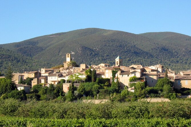 Luberon Villages Day Trip from Aix en Provence - A private vehicle changes the pace